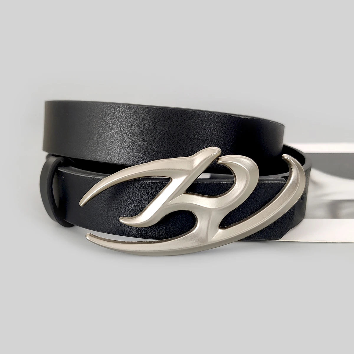 The Neo Curve Belt
