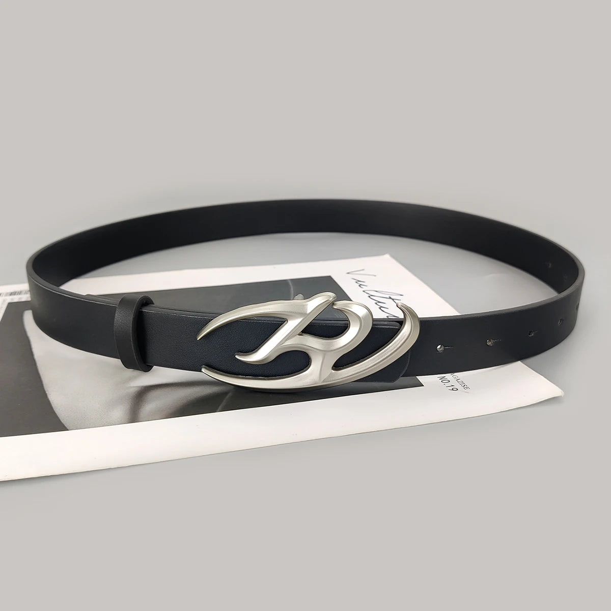 The Neo Curve Belt
