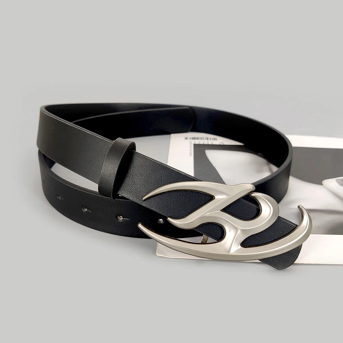 The Neo Curve Belt